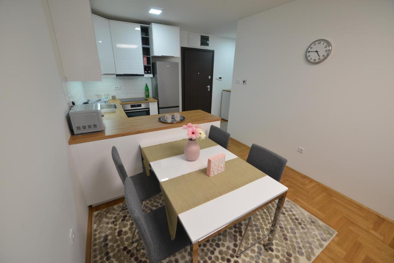 Apartment 54 Center - Free Private Garage
