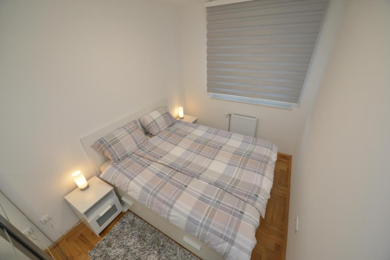 54 Center - Free Private Garage Novi Sad